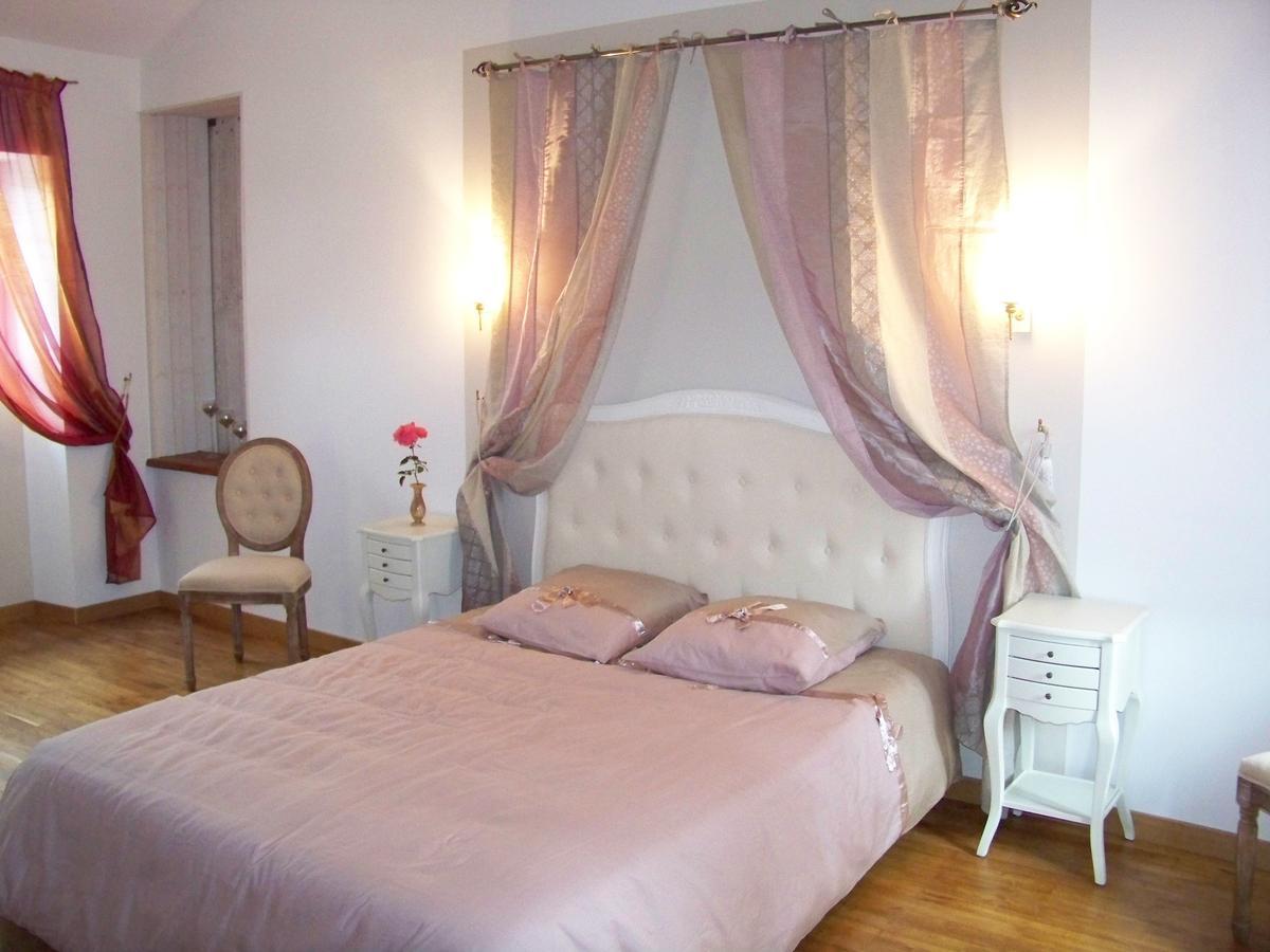 Bed and Breakfast La Genoise Tillieres Номер фото